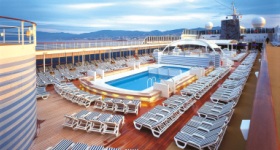 Cruise - Pool on MSC Sinfonia
